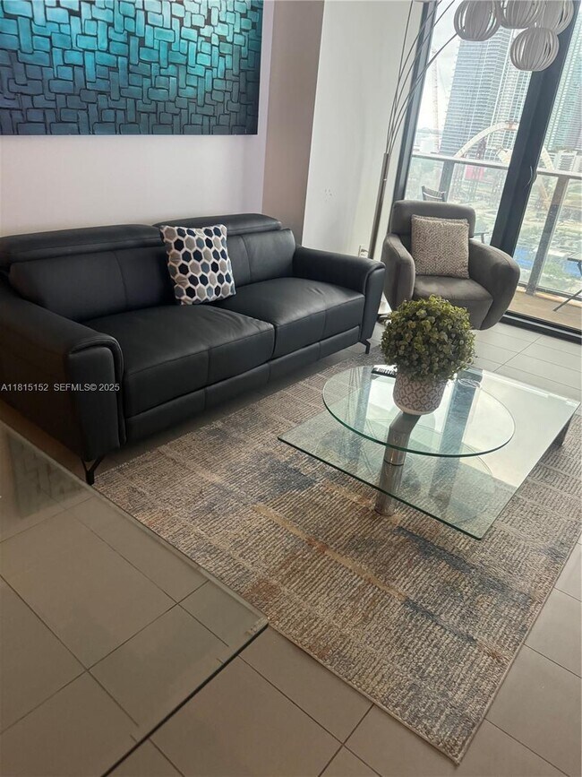 Foto del edificio - 1600 NE 1st Ave