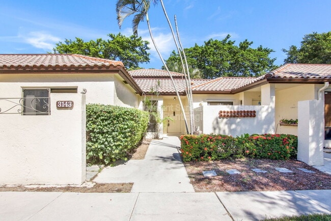 Building Photo - 3143 Kingswood Terrace