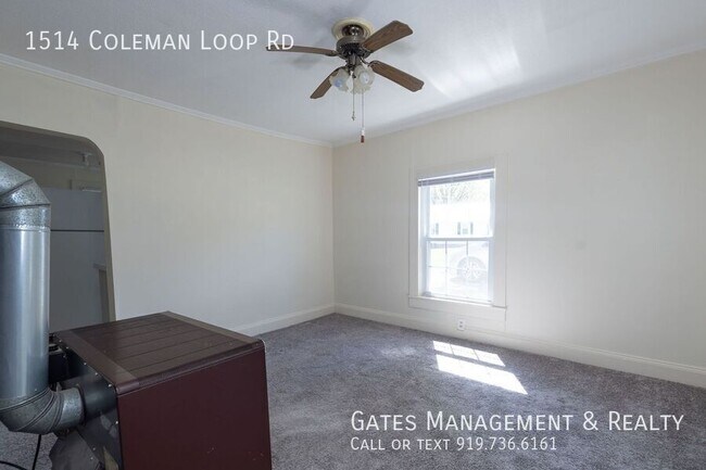 Foto del edificio - 1514 Coleman Loop Rd