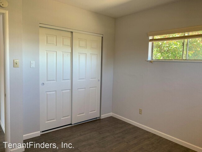 Building Photo - 1 br, 1 bath House - 19 Holcomb Court