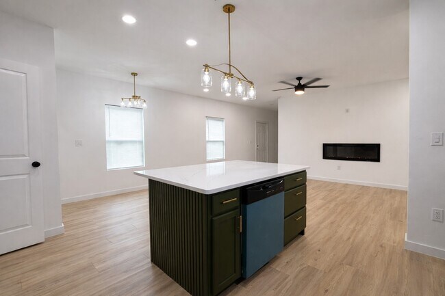 Foto del edificio - 22516 E Martin Dr