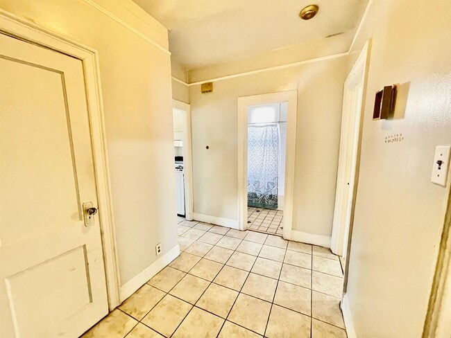 Building Photo - 235 Liberty Ave