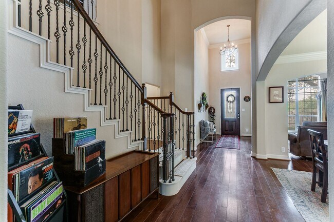 Foto del edificio - GORGEOUS HOME IN BELTERRA WITH SPARKLING POOL & SERVICE INCLUDED