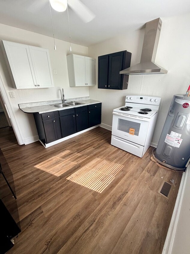 Photo - 704 Jackson Street (Z1)-