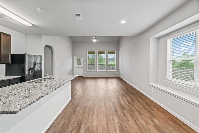 Building Photo - 208 Shelby Meadow Dr
