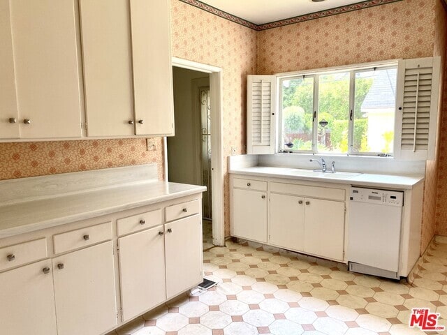 Building Photo - 509 N Rodeo Dr