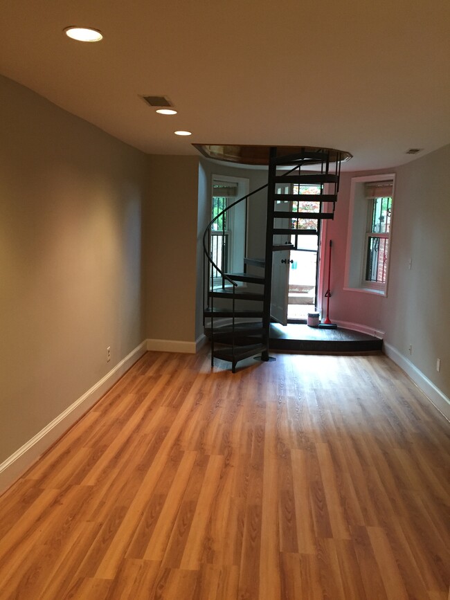 entrance and stairs - 2028 16th St NW