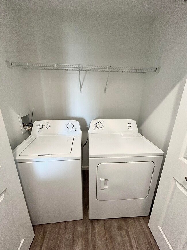 Foto del edificio - Sagamore Winds Apartments