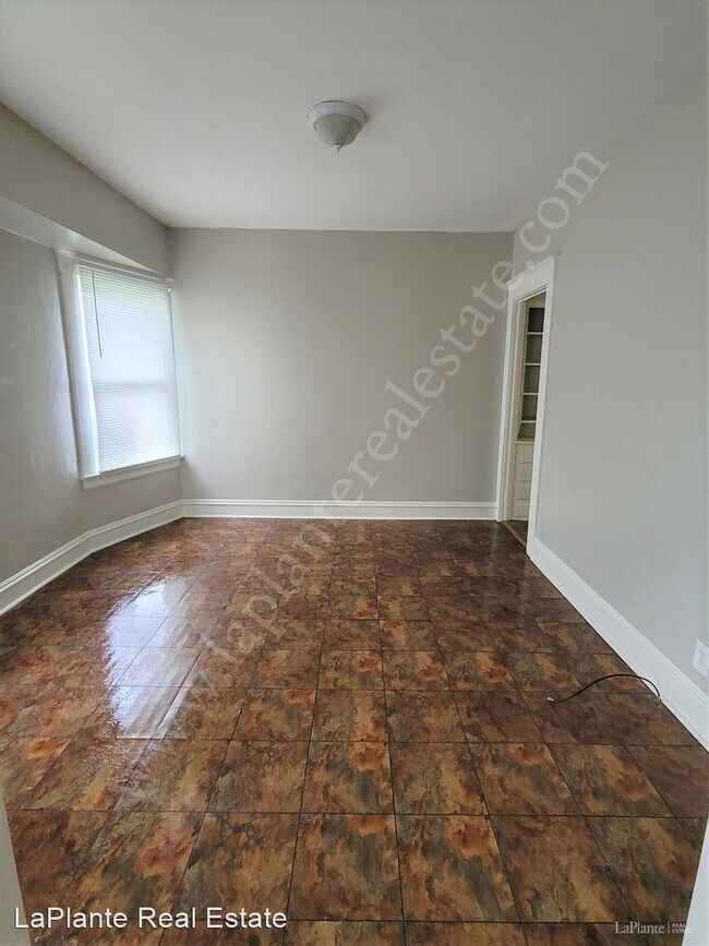 Building Photo - 3 br, 1 bath House - 2907 Rockwood Place (...