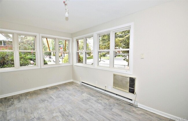 Photo - 75-03 197th St Apartment