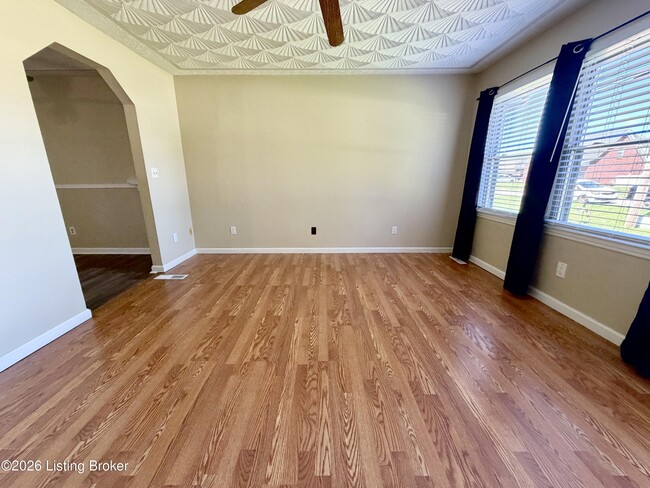 Building Photo - 7210 Strive Ln