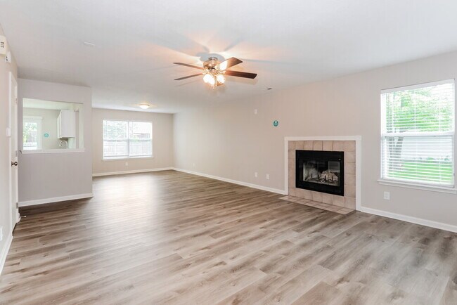 Foto del edificio - 56 Knoll Ln