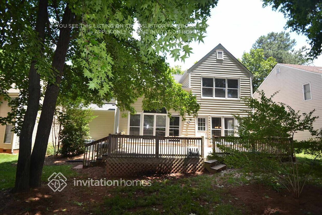 Foto del edificio - 4807 Benthaven Ln