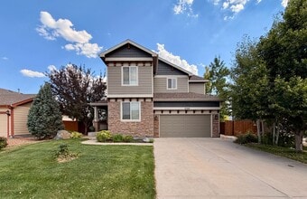 Building Photo - 2760 Bridle Dr
