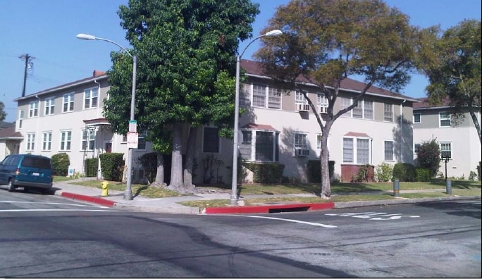 Primary Photo - 301 W Woodward Ave