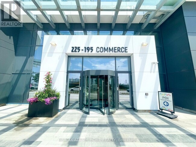 Building Photo - 225 Commerce St