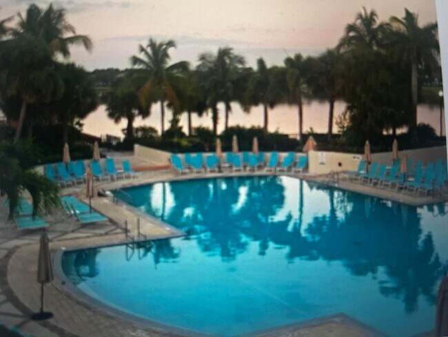 Building Photo - 55 Stoney Dr