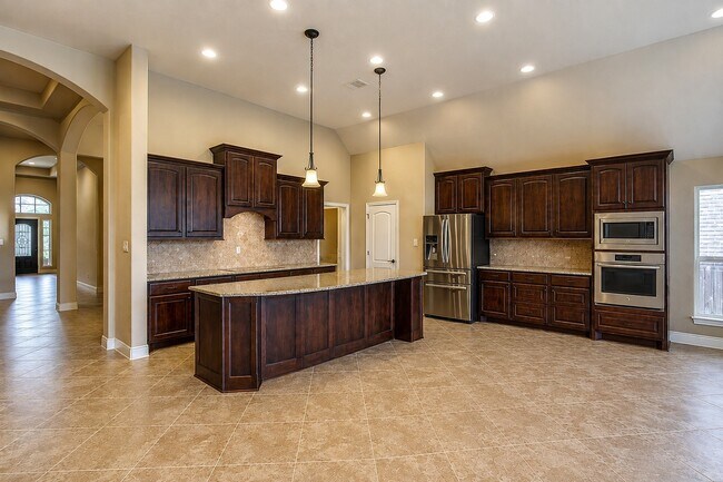 Foto del edificio - 173 Pinnacle Ridge Dr