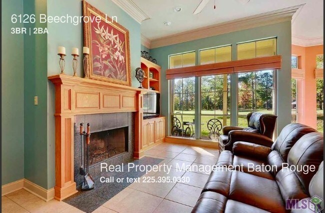 Foto del edificio - 6126 Beechgrove Ln