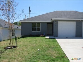 Building Photo - 223 N Mary Jo Dr