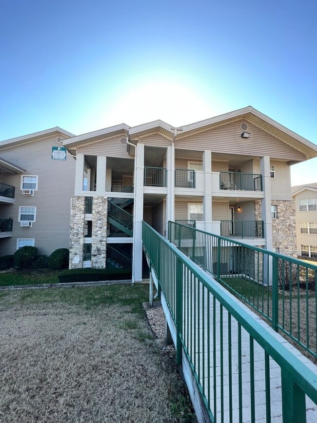 Building Photo - 160 W Rockford Dr