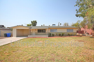Building Photo - 4129 E Bluefield Ave