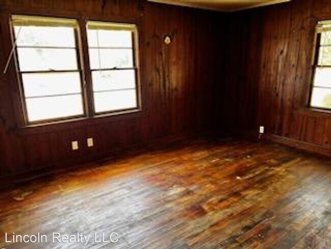 Building Photo - 2 br, 1 bath House - 408 Bullock Ave*