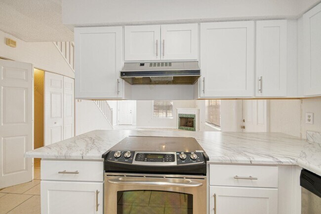 Foto del edificio - 3464 Daylily Ln