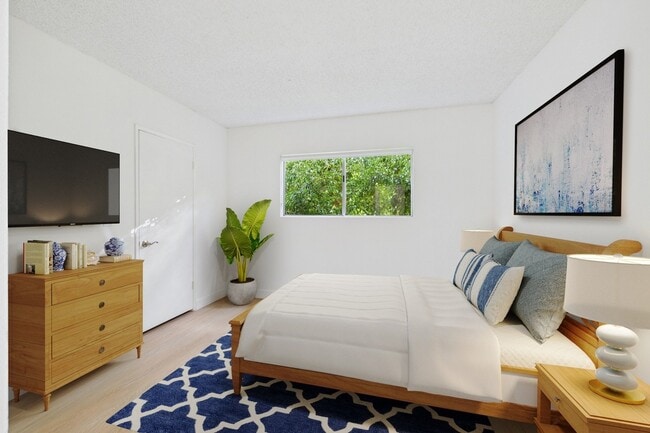 Building Photo - Natick Park South