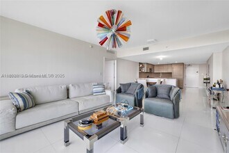 Building Photo - 400 Sunny Isles Blvd