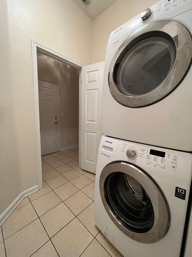 Photo - 13793 Herons Landing Way Apartment