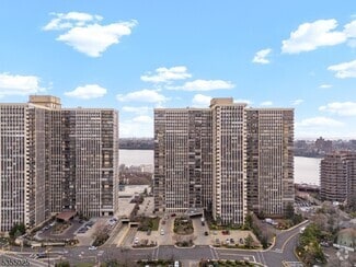 Building Photo - 200 Winston Dr