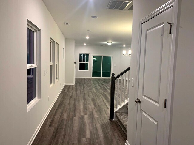 Foto del edificio - 501 Sage Oak Ln