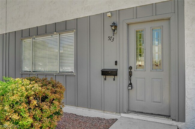 Foto del edificio - 573 Greenbriar Townhouse Way