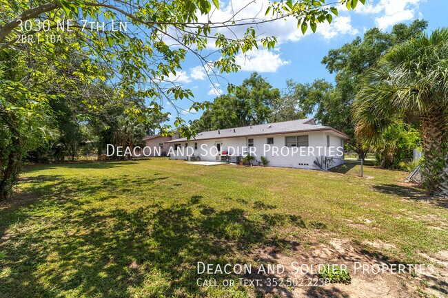 Foto del edificio - 3030 NE 7th Ln