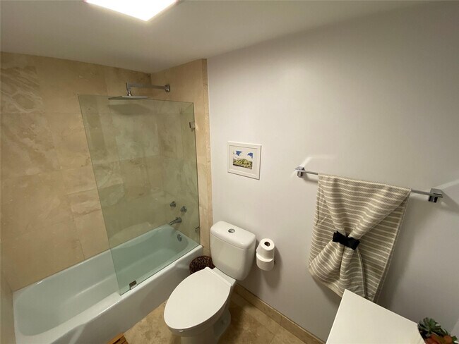 Foto del edificio - 3000 E Sunrise Blvd