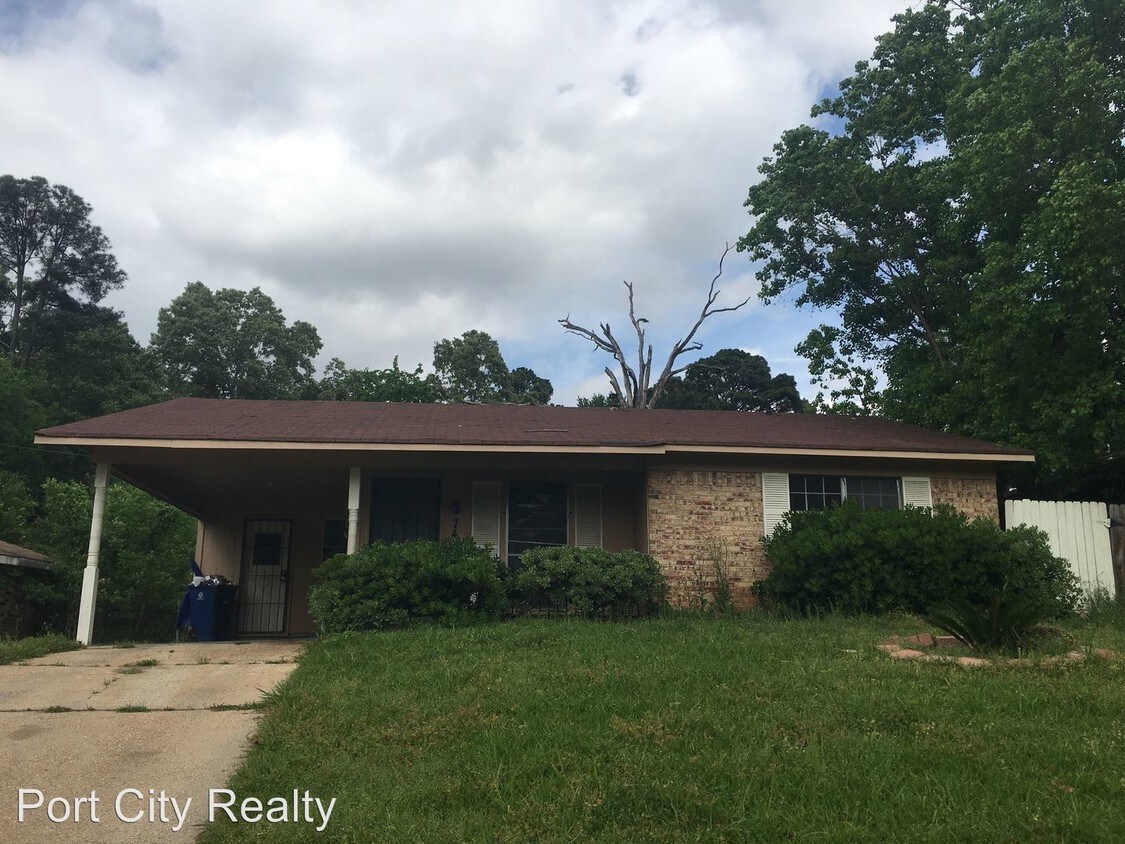 Primary Photo - 7401 Altus St