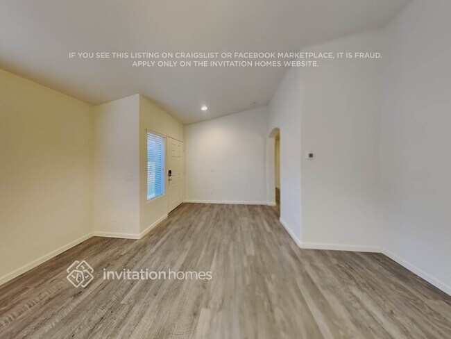 Foto del edificio - 12218 W Hadley St