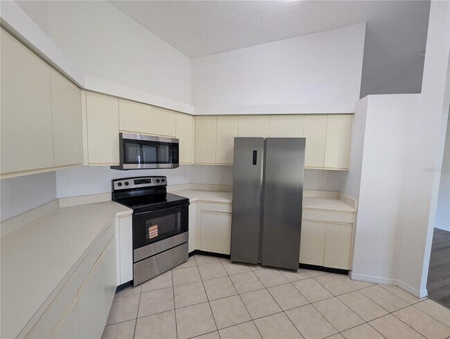 Foto del edificio - 11322 Torrey Pines Dr