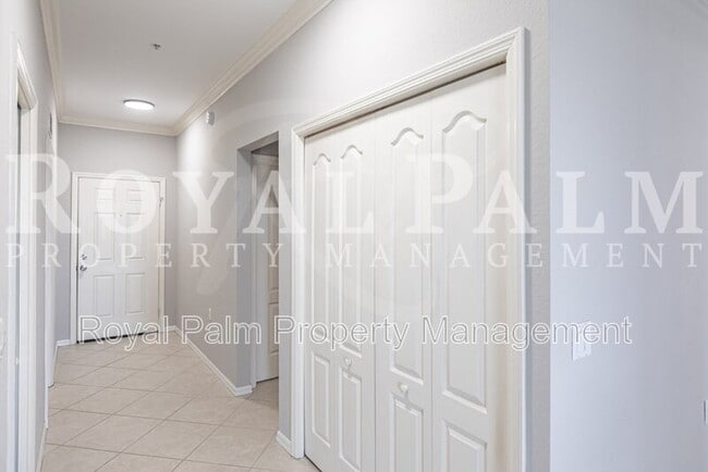 Building Photo - 8550 Kingbird Loop