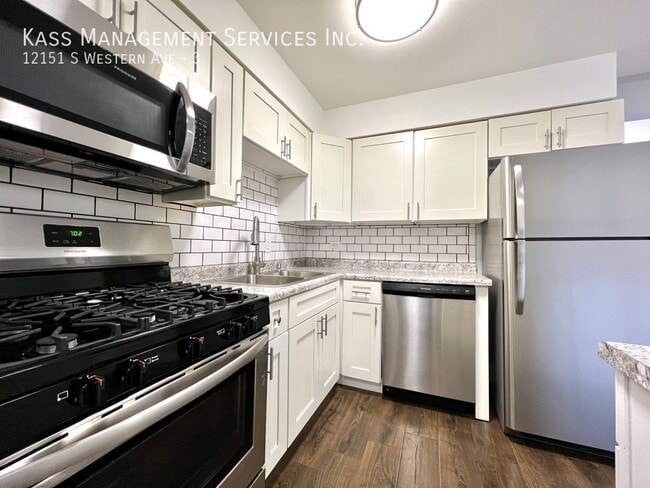 Foto del edificio - 12151 S Western Ave