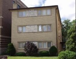 Primary Photo - 2637 W Bryn Mawr Ave