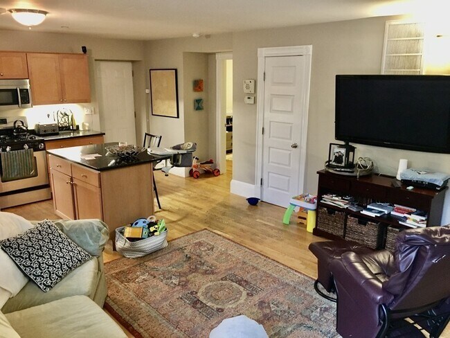 Foto del edificio - 245 Beacon St