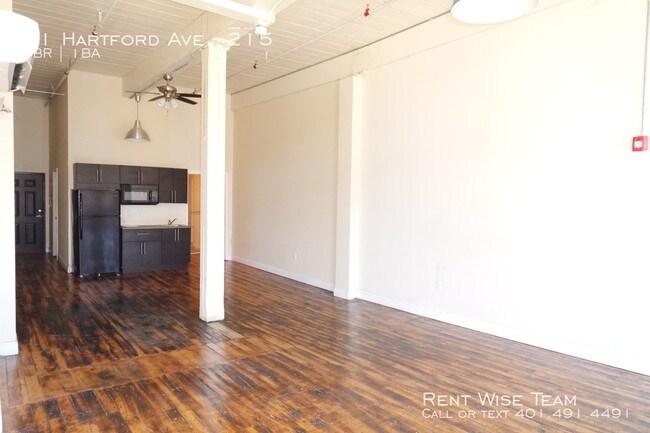 Foto del edificio - 91 Hartford Ave