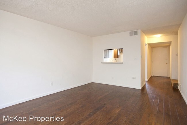 Building Photo - 6871 Alvarado Rd