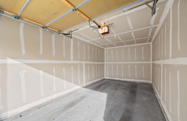 Building Photo - 4084 S Crystal Cir