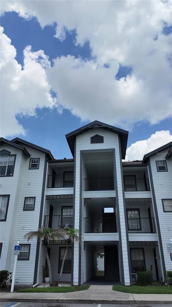 Building Photo - 2209 Antigua Pl