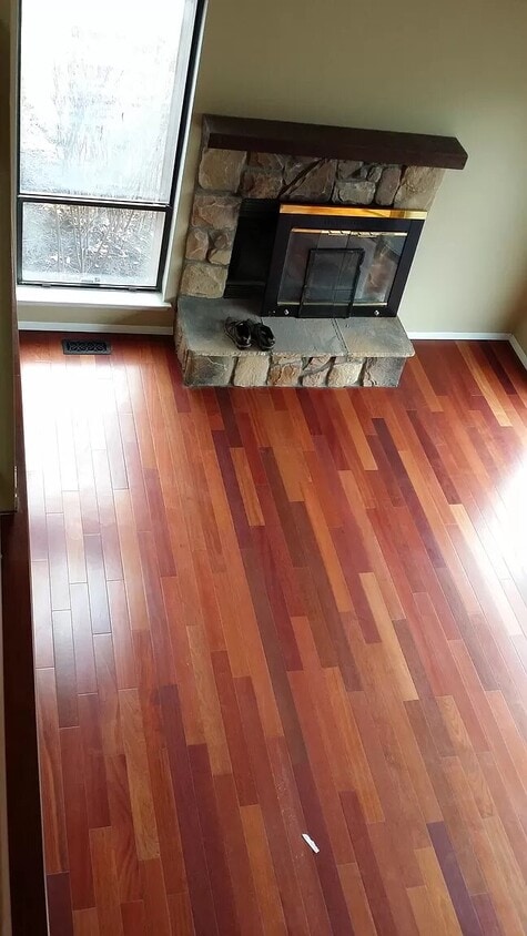 Living Room - 124 Bluebird Dr