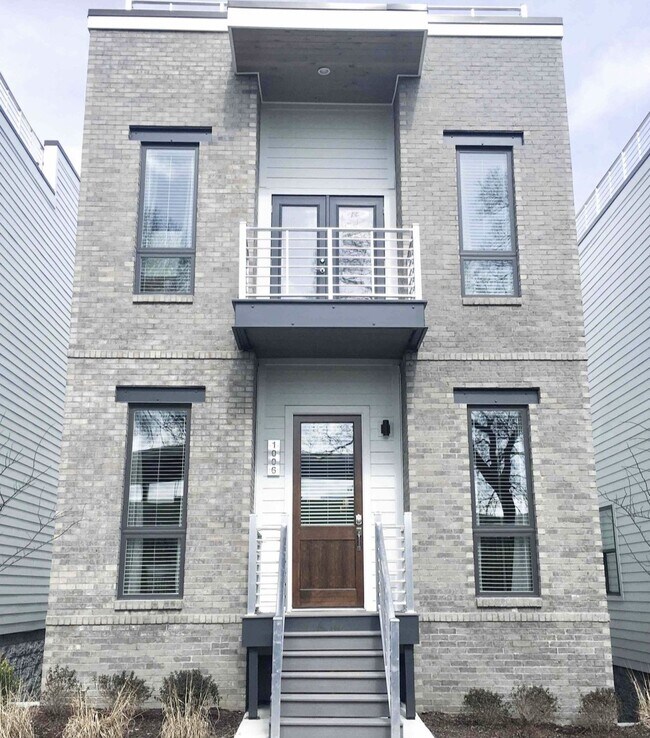 Foto del edificio - 1006 11th Ave S