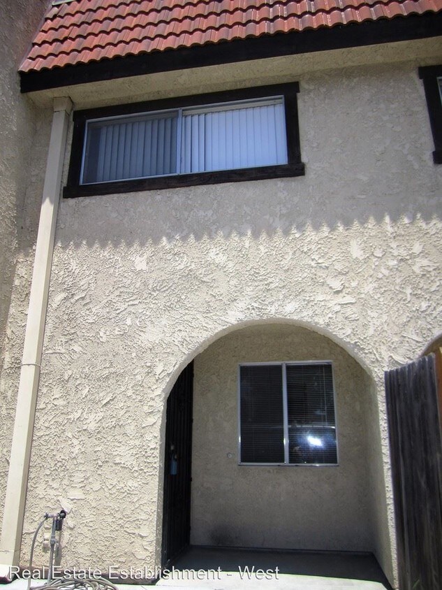 Primary Photo - 13395 Taft St